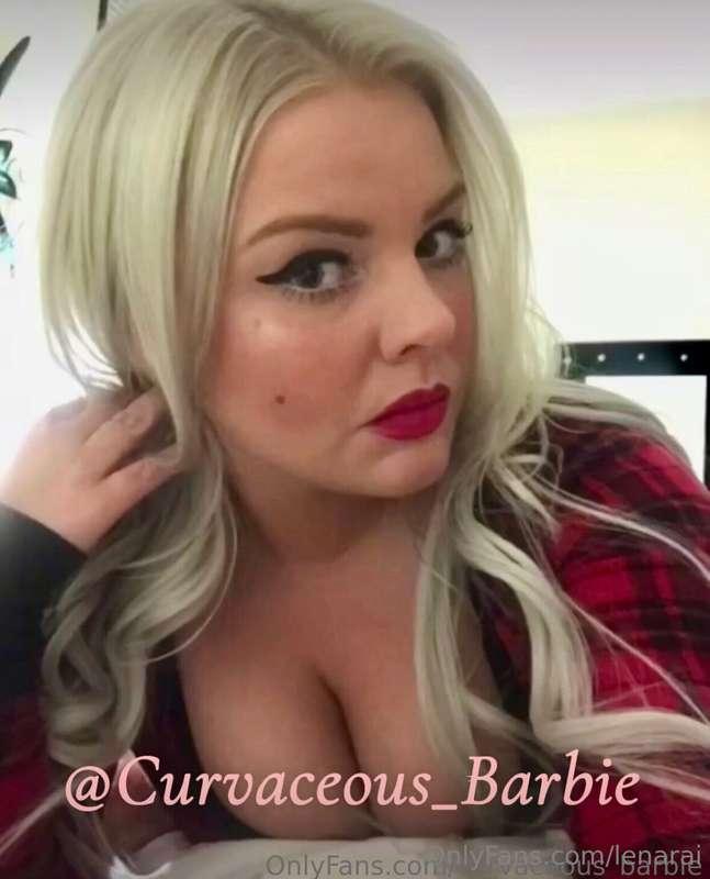 #AD @Curvaceous_Barbie Do you like real women with real bodi..