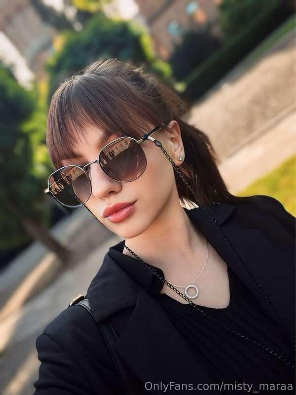 do these glasses look good on me?😎