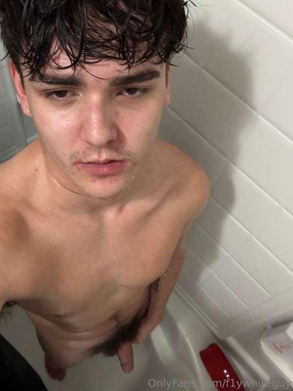 f1ywhiteguy image #0