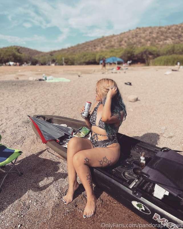 Getting a lil tan in since it’s almost 110 😬🌵