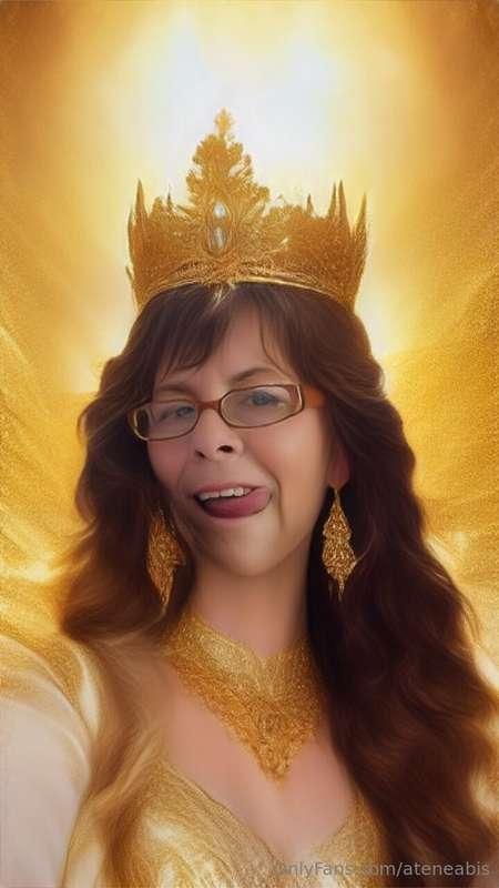 👑✨ Bow down to your golden queen…Tonight I rule over your di..