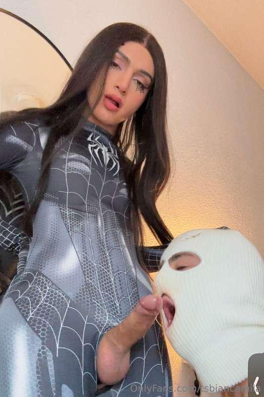yesterday I was invited to a halloween party 🎃🔥and I found t..
