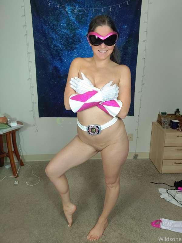 Go Go Power Rangers....   I know the glasses look cool =P