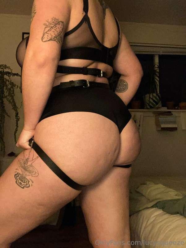 lucysqueeze image #4