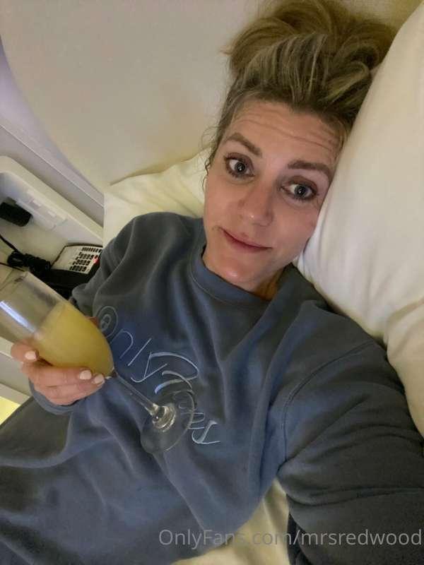 Just a Sunday …. And some champagne 🥂 because what the fuck ..