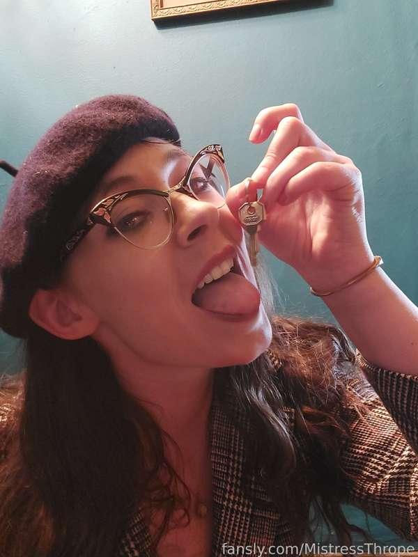 mistressthrope image #2