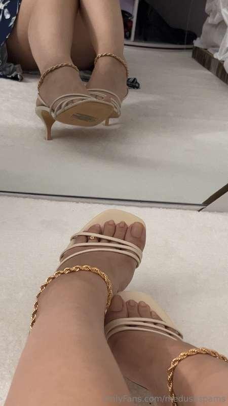 #ModMonday 06/16/2025For those who wanted to see my nude toe..