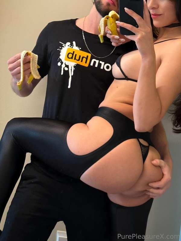 Bananas are tasty, but real cock is way more delicious 🍌🤤