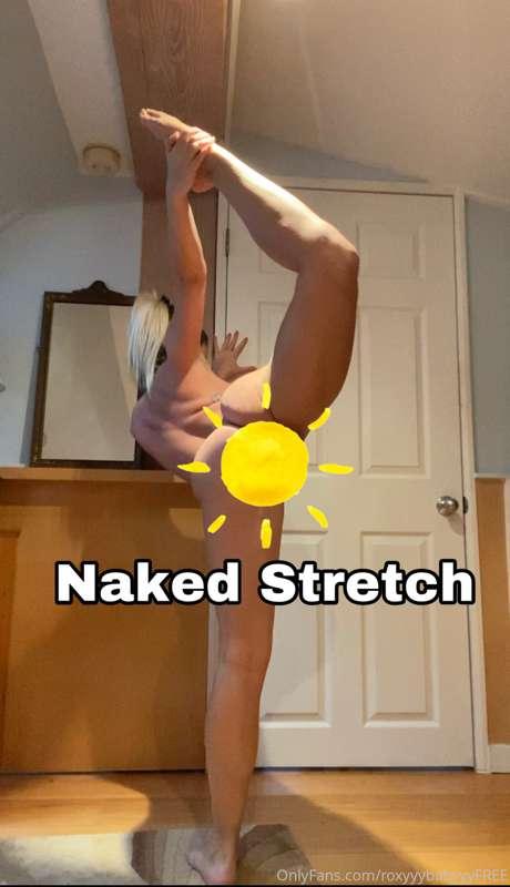 See all my nooks and crannies in this nakey stretch video😻😜
