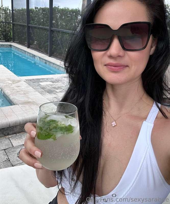 Cheers guys 😘