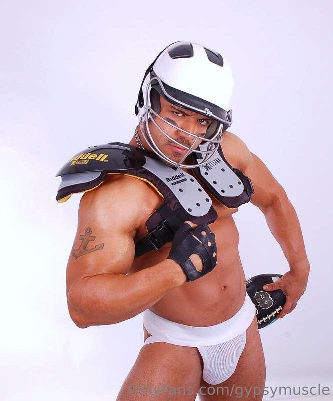 Happy Superbowl y’all… I don’t really know who’s playing, I’..