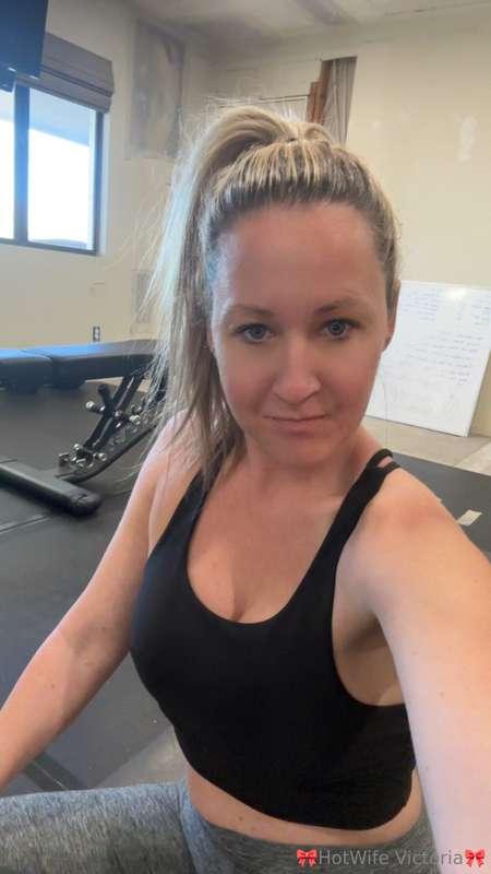 Made it down to the gym … gotta keep this body tight 😈😈