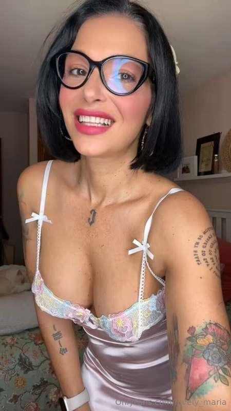 ready to dive into my naughtiest content? 💋 send a message a..