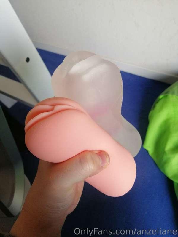 Just received new sextoys 👀

Can't wait to try them out on c..