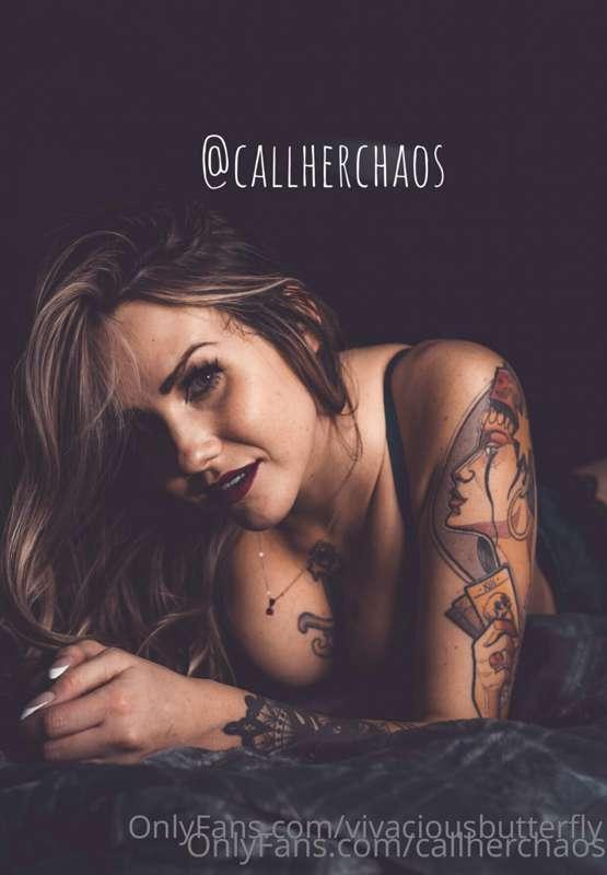 *HEAVILY TATTOOED HOTTIE*

Check out Chaos’s **FREE** page w..