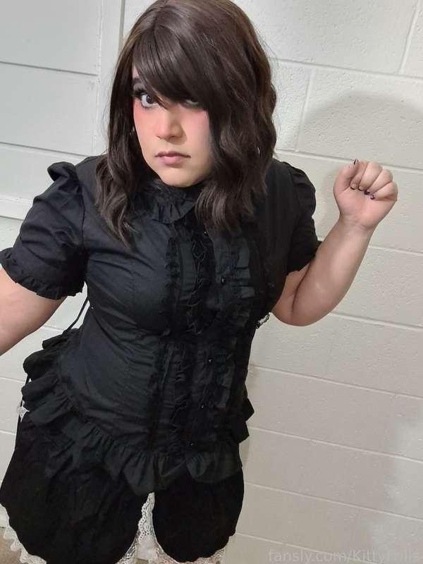 kittyfrills image #3