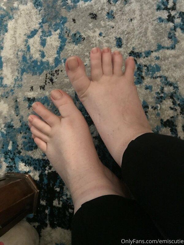 Should I post feet pics?