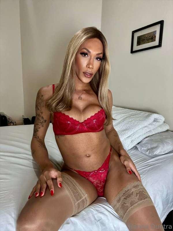 You can't resist... because this is my bed and my game 🔥🍑