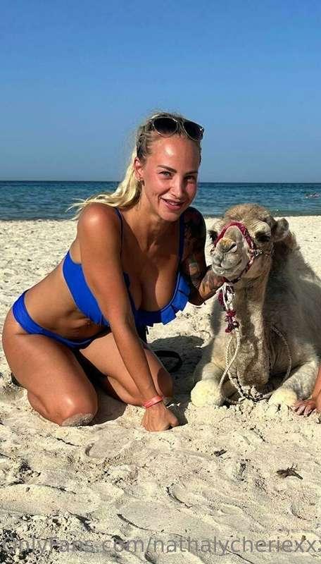 I’ve got a new friend 😝 ___ Mám novýho kamaráda 😝