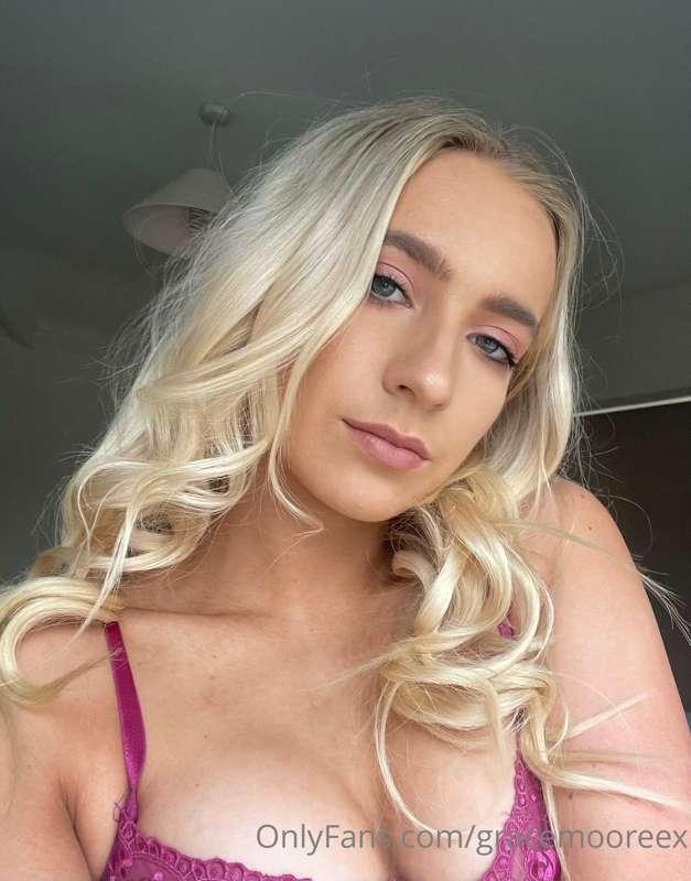 How’s your day been? Message me 💋