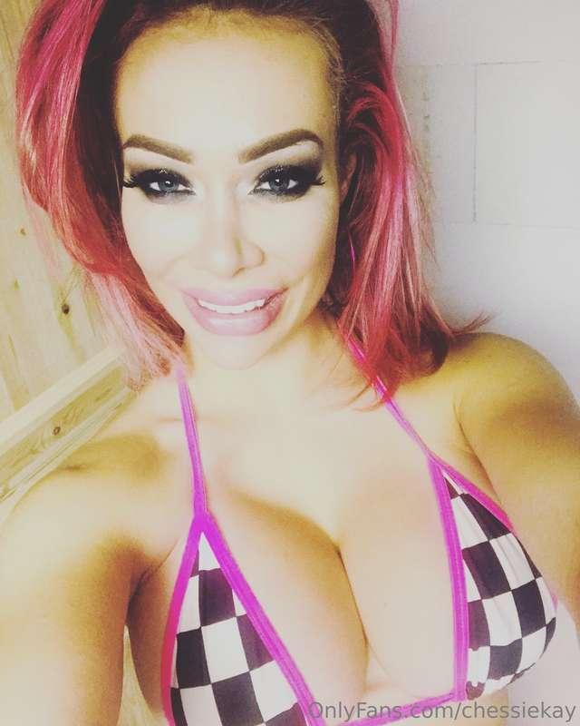 I’m finally feeling better; so custom vids I will get done a..