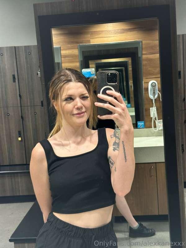 Goodmorning🤍 it’s a gym dayyyy