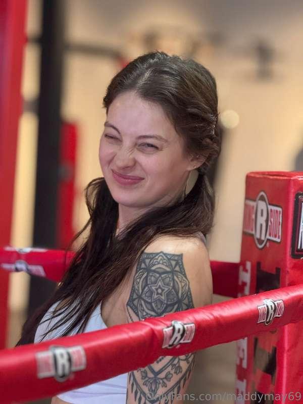 Did you buy your tickets to livestream my fight yet?! 🥊Link ..