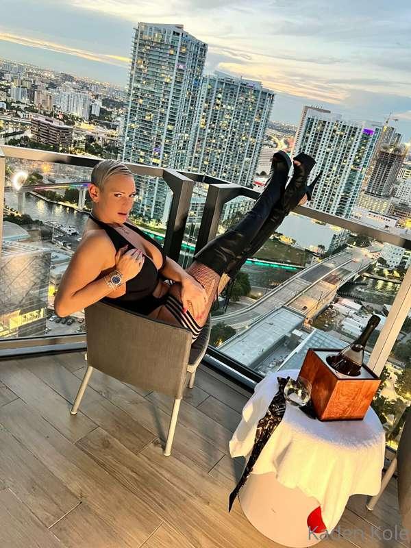 Who’s READYYYYY????!!!Livestream SOOOON Please JOIN US!!!