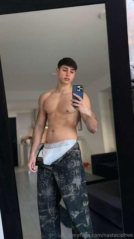 I’m online 😏