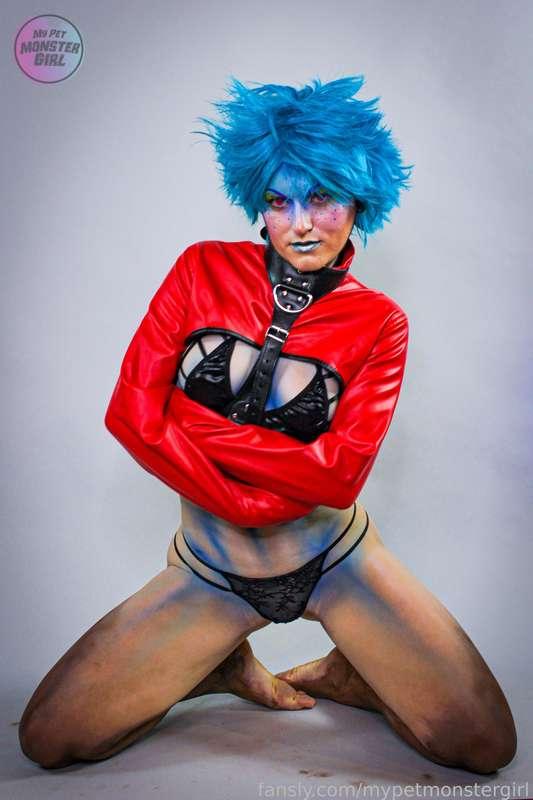 mypetmonstergirl image #3