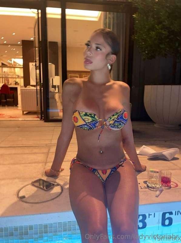 @ysminxx hot trans girl with multiple surprises waiting for ..