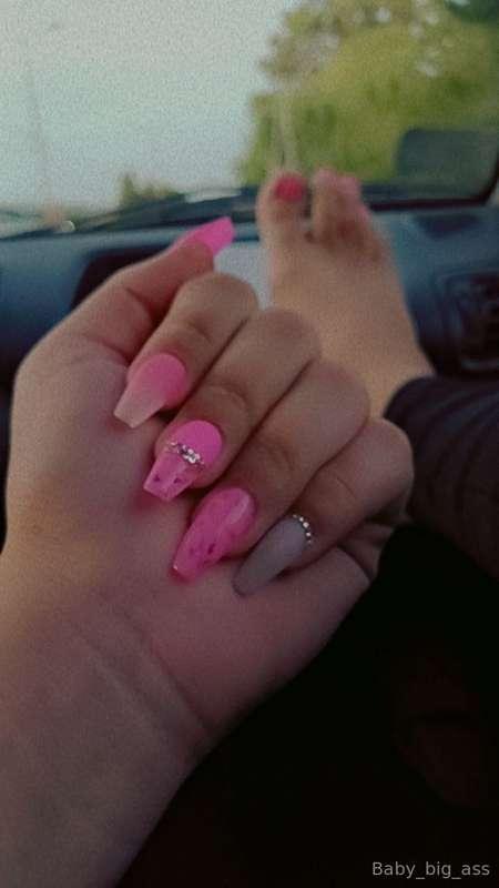 I always have my nails done, unlock and look at my beautiful..