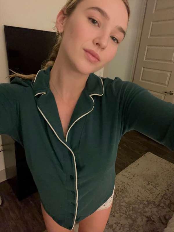 elliehansen main image
