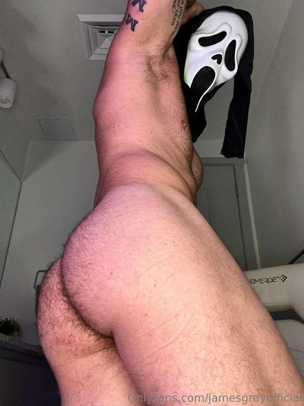 I need someone to rim this ass while they stroke my cock🥵 LI..