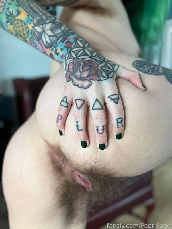 Lick me from top to bottom 🌶️