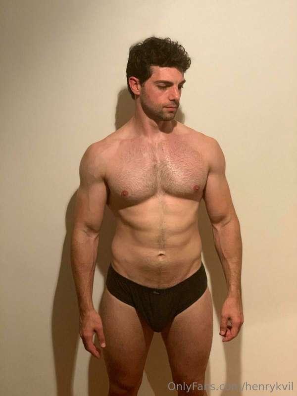 henrykvil image #1