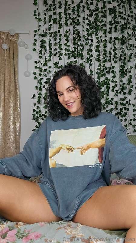 Sometimes a girl just wants to be comfy 🥰