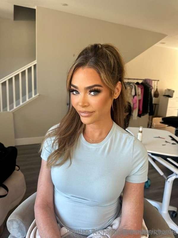 glammed up and ready to go!
