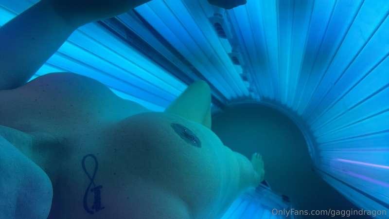 That time of year! 
 ✨tanning bed selfies ✨
First one is one..