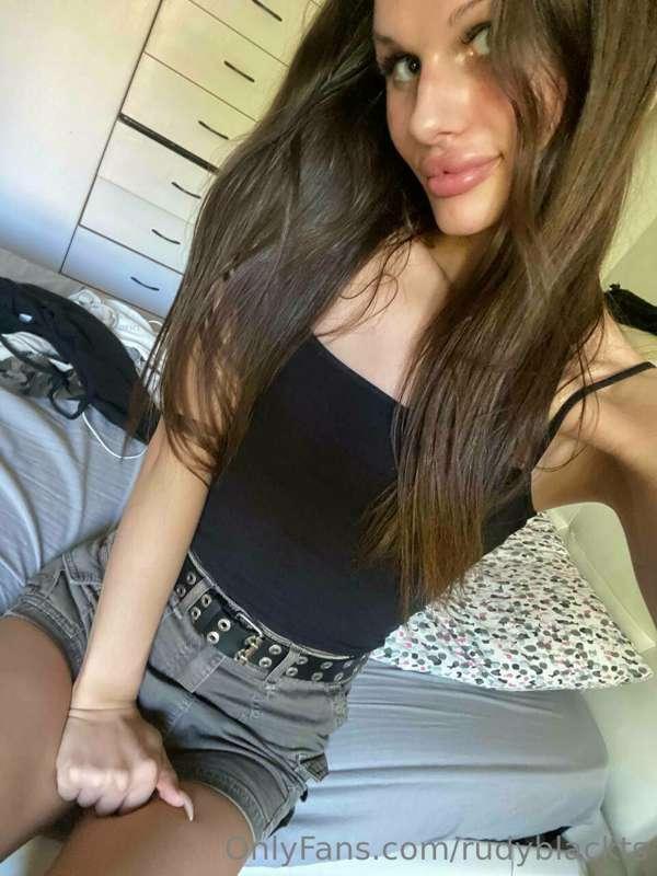 I've been keeping it simple lately 😉 I get bored, I text you..