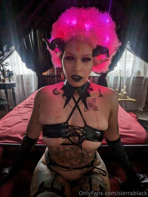 sierrablack image #23