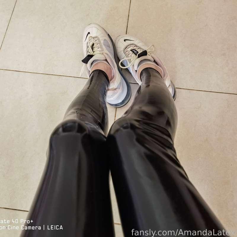 amandalatex image #5