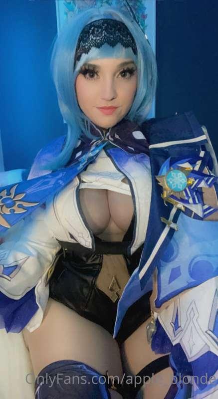 Eula Lawrence 2/3
💙❄️💙
