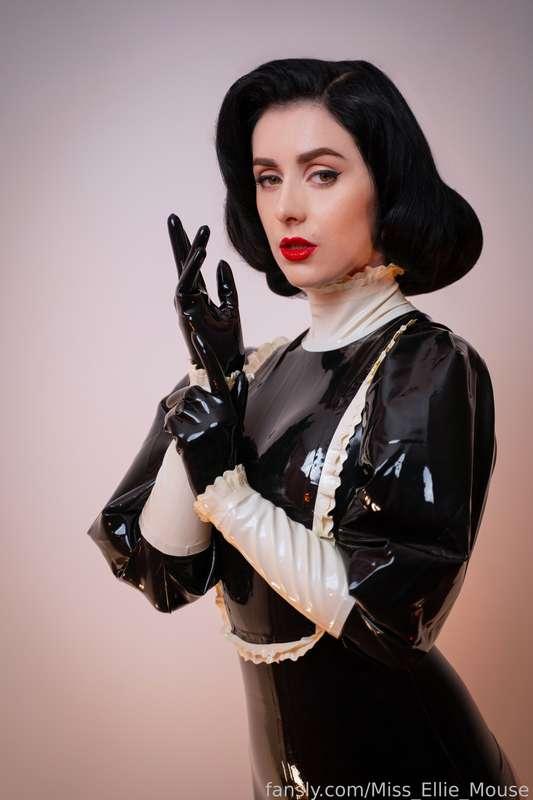 miss_ellie_mouse image #1
