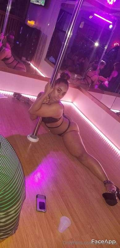 Baby I ride DICK IN MY ASSHOLE 🤪