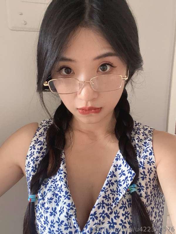 Someone said he likes me wearing glasses