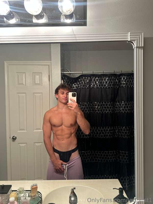 leo_lust1 image #0