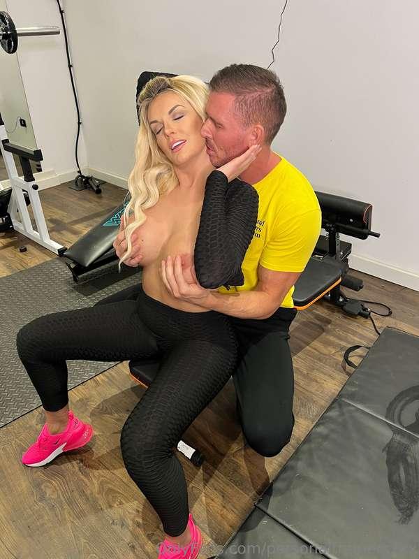personaltrainersxxx image #0