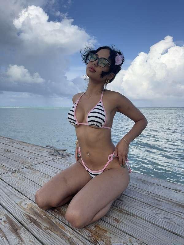 Skinny dipping anyone? 🌊