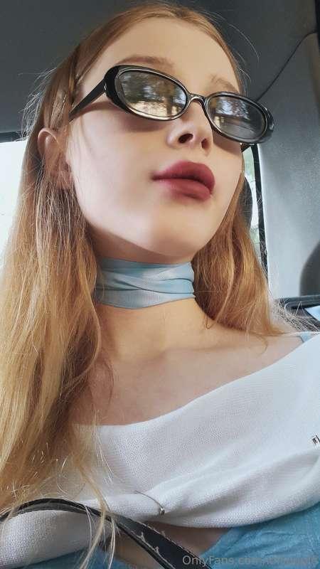 Selfies in a taxi, why not🤳?
